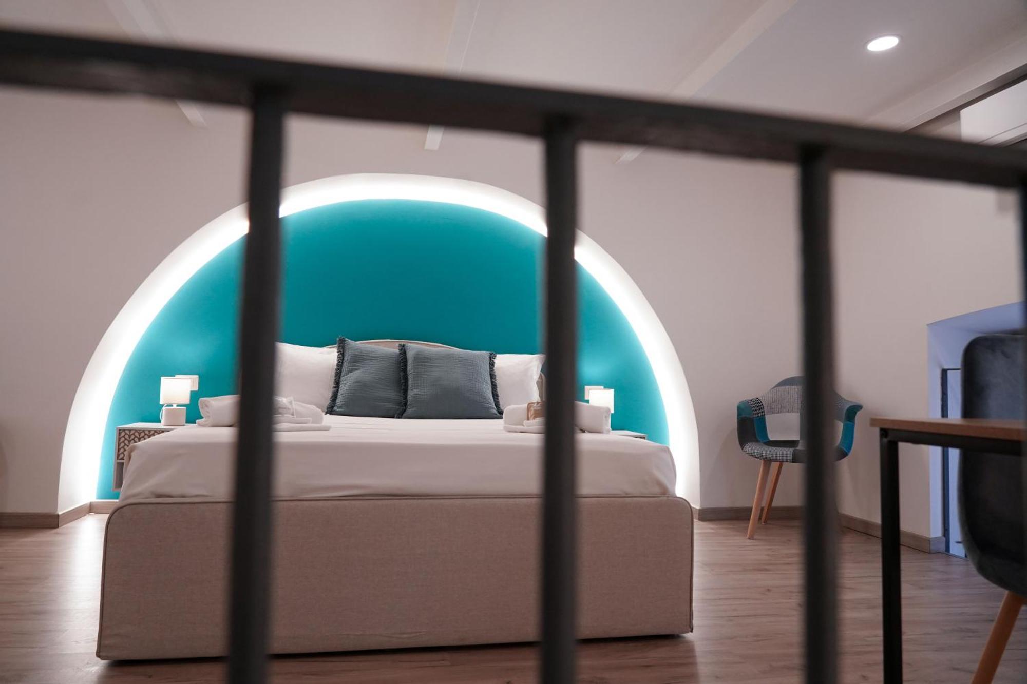 R-home Crispi Apartment *